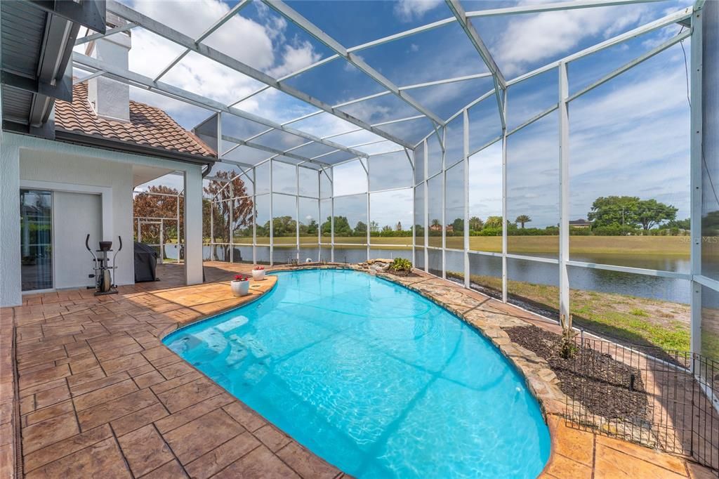 For Sale: $719,900 (4 beds, 3 baths, 2598 Square Feet)