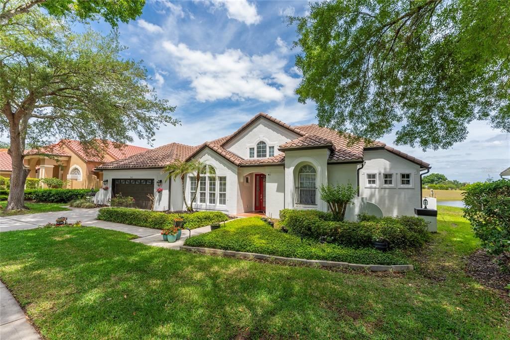 For Sale: $719,900 (4 beds, 3 baths, 2598 Square Feet)