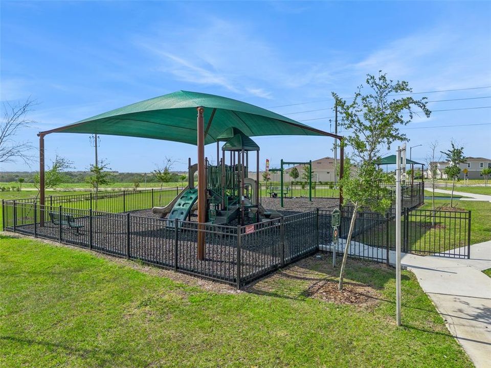 For Sale: $289,500 (3 beds, 2 baths, 1615 Square Feet)