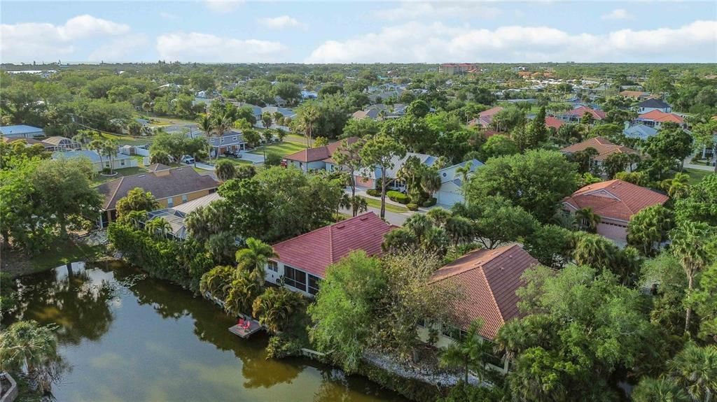 Activo con contrato: $419,000 (3 camas, 2 baños, 1660 Pies cuadrados)