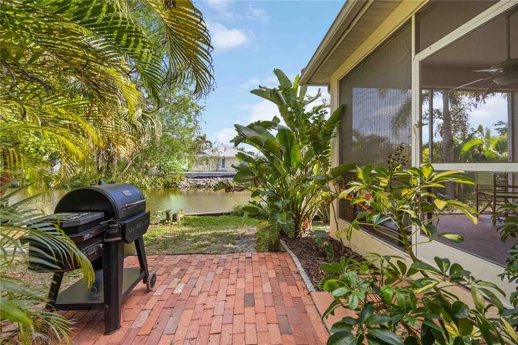 Activo con contrato: $419,000 (3 camas, 2 baños, 1660 Pies cuadrados)