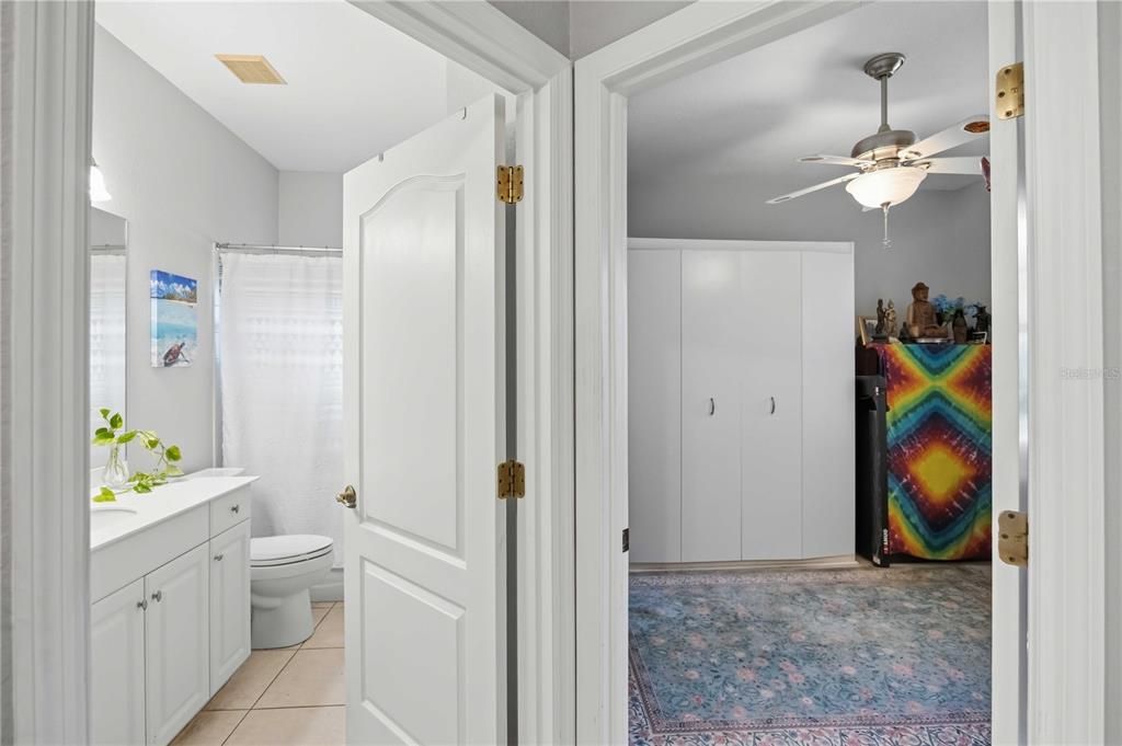 Activo con contrato: $419,000 (3 camas, 2 baños, 1660 Pies cuadrados)