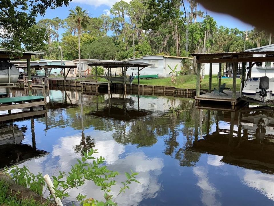 For Sale: $190,000 (2 beds, 2 baths, 1294 Square Feet)