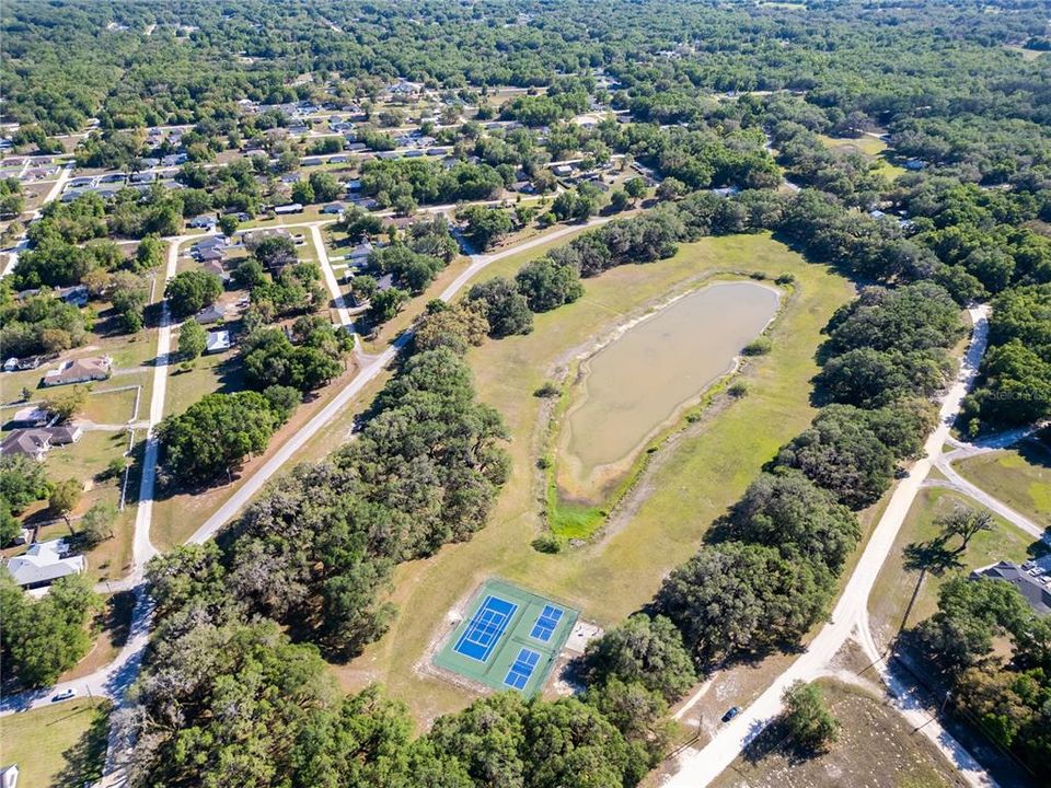 Active With Contract: $279,000 (4 beds, 2 baths, 1571 Square Feet)