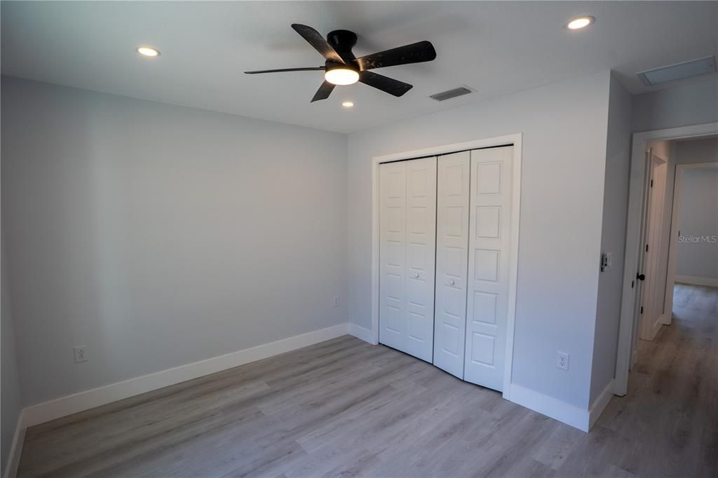 Active With Contract: $279,000 (4 beds, 2 baths, 1571 Square Feet)