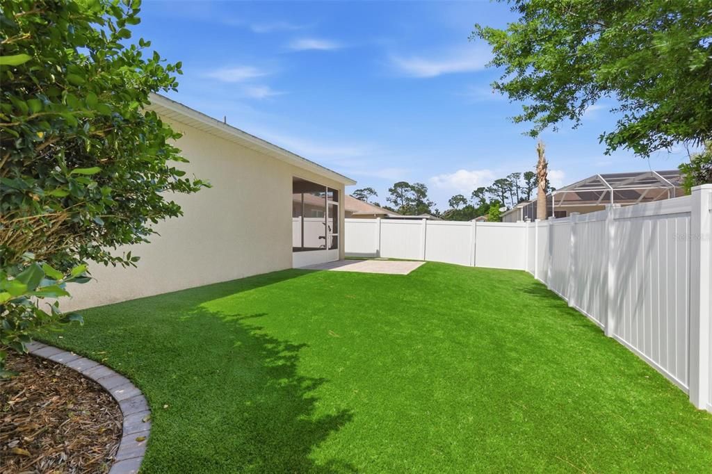Active With Contract: $405,000 (4 beds, 2 baths, 2261 Square Feet)