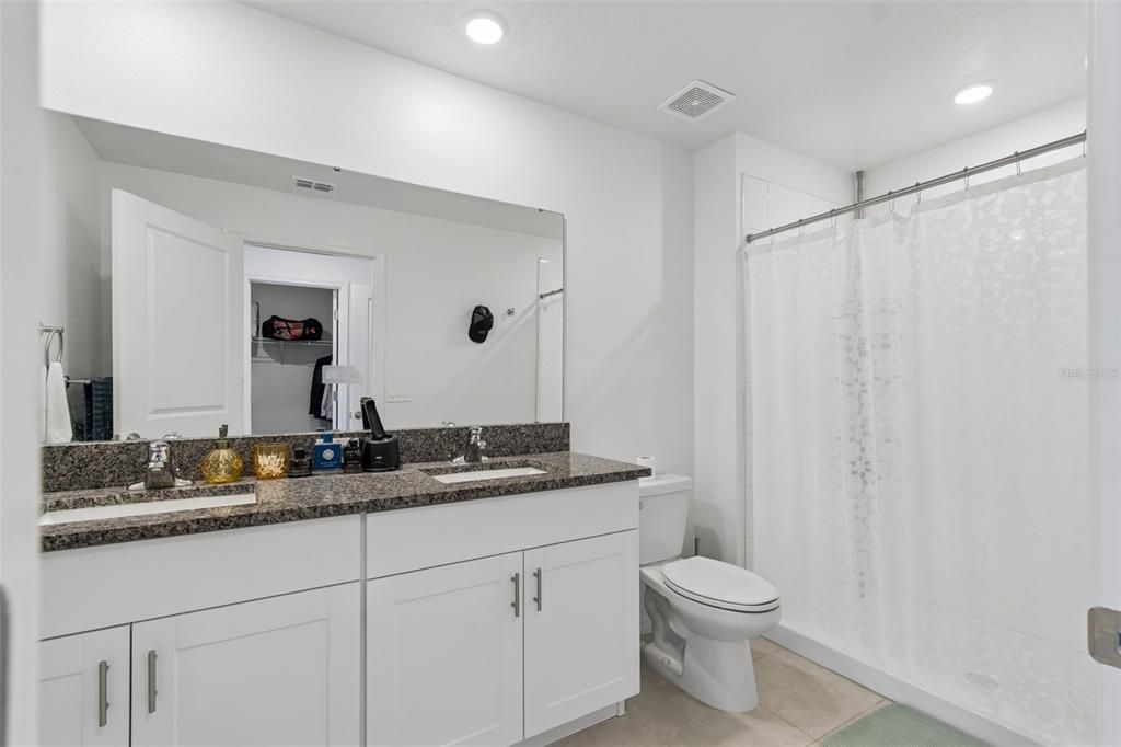 En Venta: $322,900 (3 camas, 2 baños, 1634 Pies cuadrados)