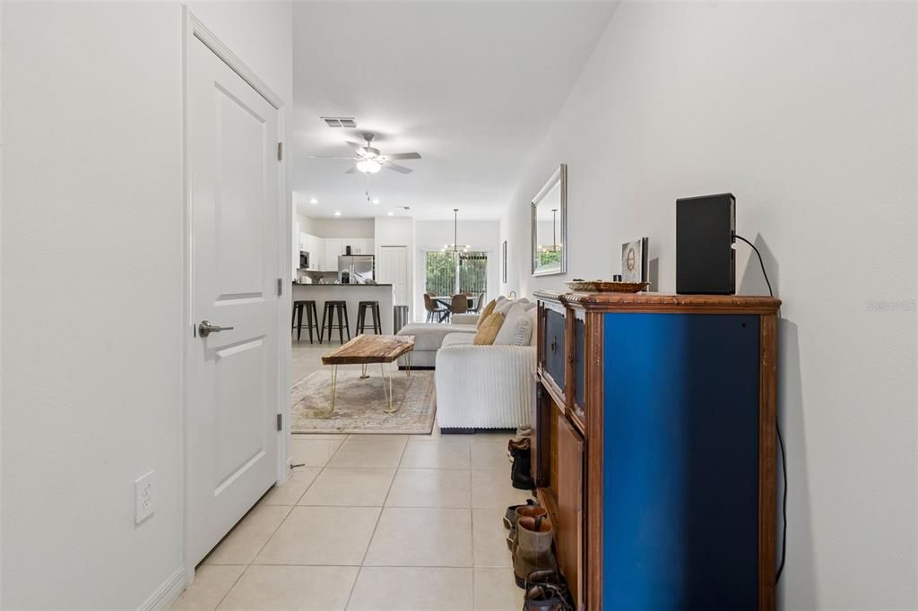 En Venta: $322,900 (3 camas, 2 baños, 1634 Pies cuadrados)