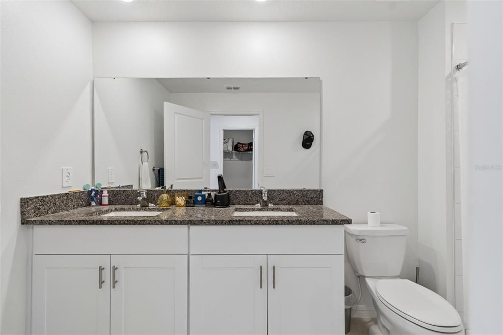 En Venta: $322,900 (3 camas, 2 baños, 1634 Pies cuadrados)