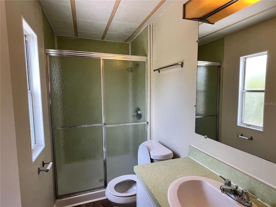 For Rent: $1,450 (2 beds, 2 baths, 864 Square Feet)