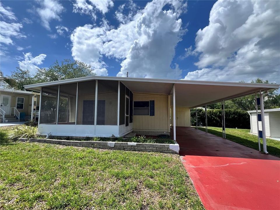 For Rent: $1,450 (2 beds, 2 baths, 864 Square Feet)