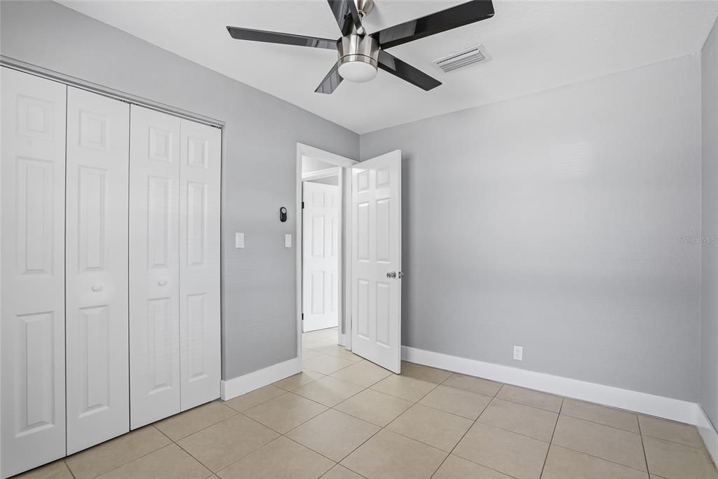 Active With Contract: $310,000 (3 beds, 1 baths, 900 Square Feet)