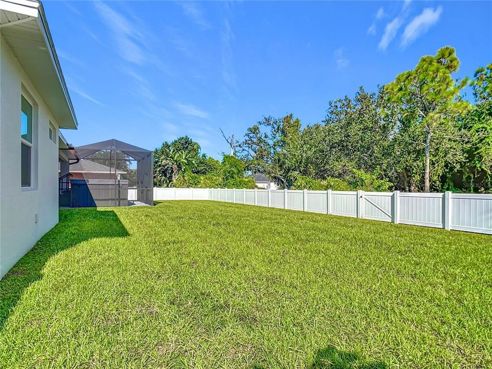 For Rent: $2,950 (3 beds, 2 baths, 1602 Square Feet)