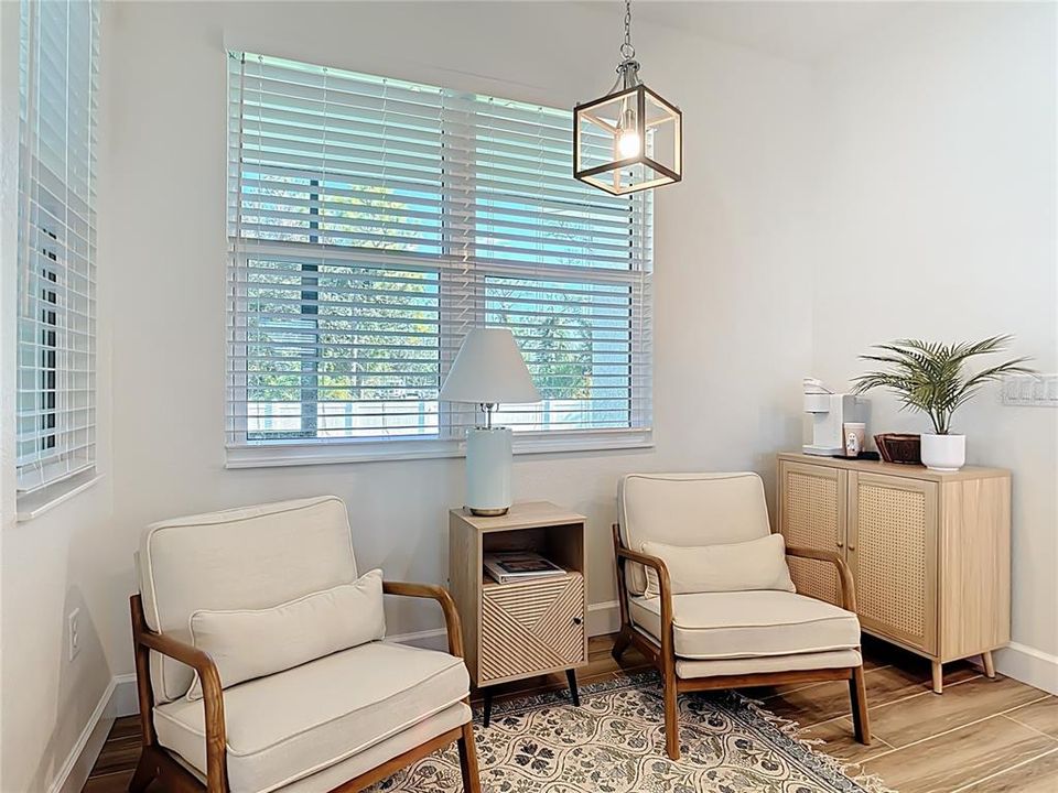 For Rent: $2,950 (3 beds, 2 baths, 1602 Square Feet)