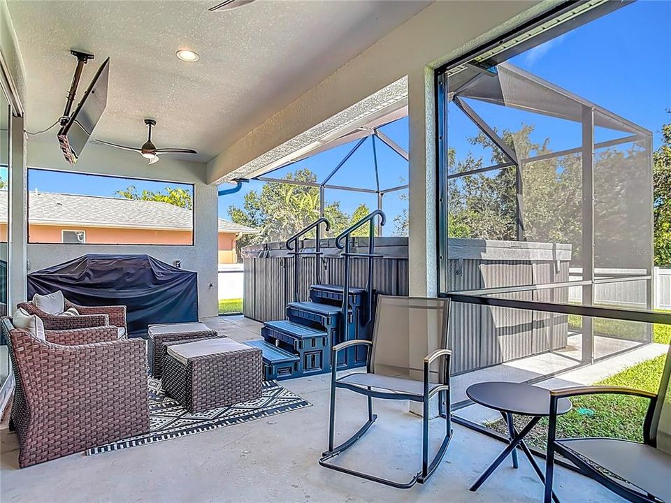 For Rent: $2,950 (3 beds, 2 baths, 1602 Square Feet)
