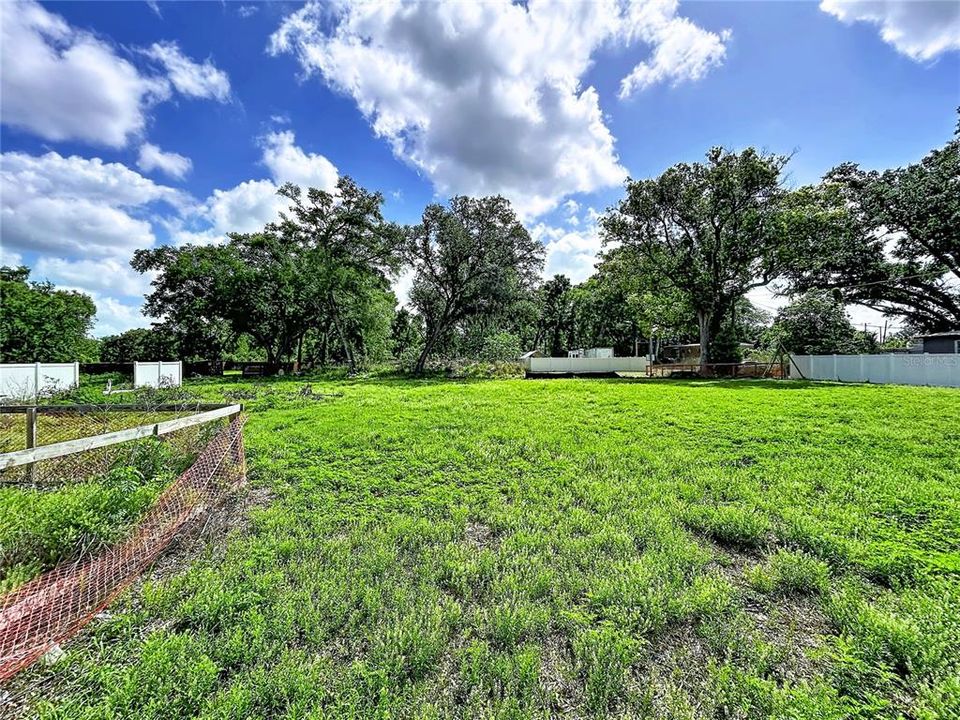 На продажу: $124,900 (0.38 acres)
