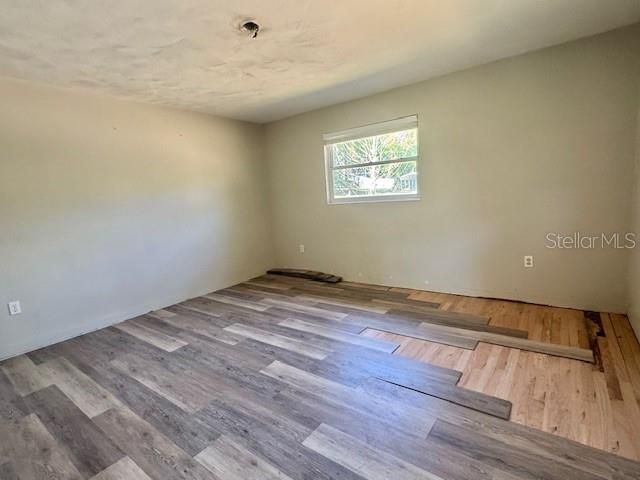 Active With Contract: $396,000 (3 beds, 3 baths, 2918 Square Feet)