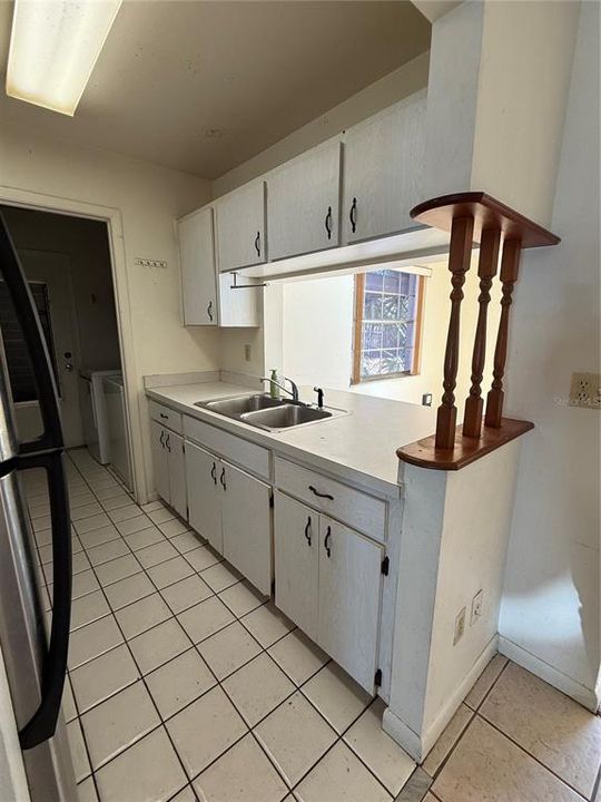 Active With Contract: $155,000 (2 beds, 1 baths, 1096 Square Feet)