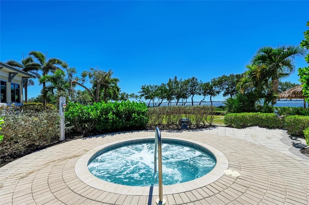 En Venta: $1,225,000 (3 camas, 3 baños, 2781 Pies cuadrados)