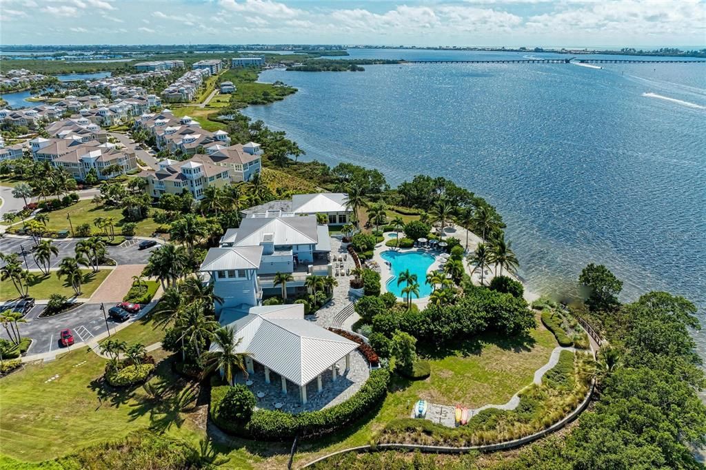 En Venta: $1,225,000 (3 camas, 3 baños, 2781 Pies cuadrados)