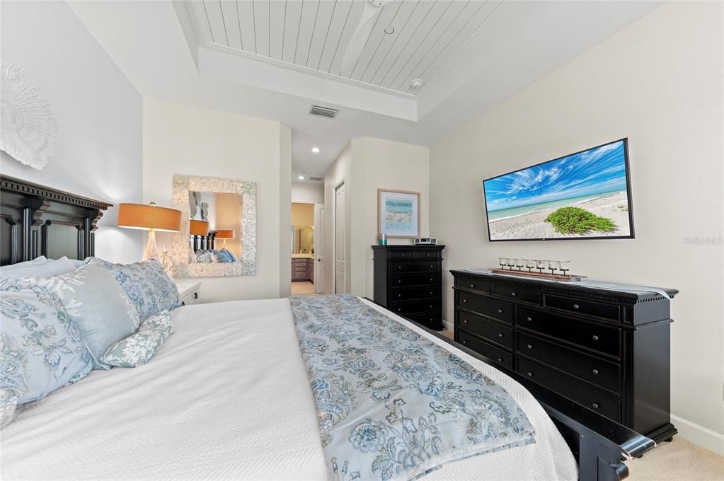 En Venta: $1,225,000 (3 camas, 3 baños, 2781 Pies cuadrados)