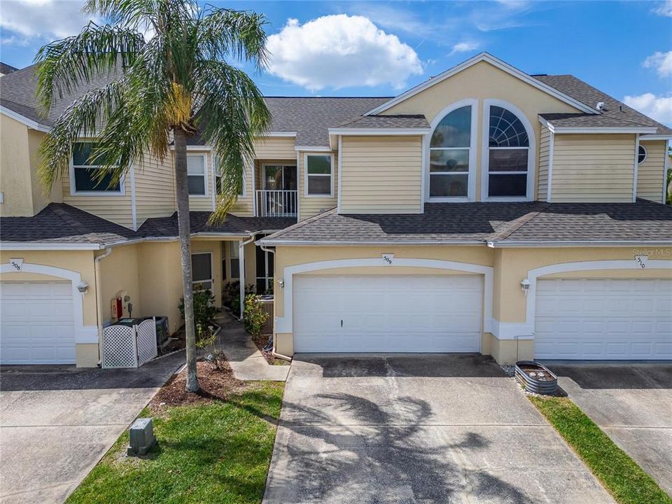 For Sale: $329,900 (3 beds, 2 baths, 1792 Square Feet)