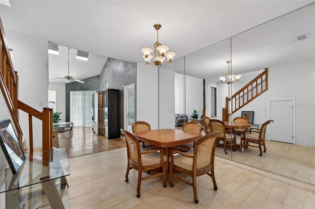 For Sale: $329,900 (3 beds, 2 baths, 1792 Square Feet)