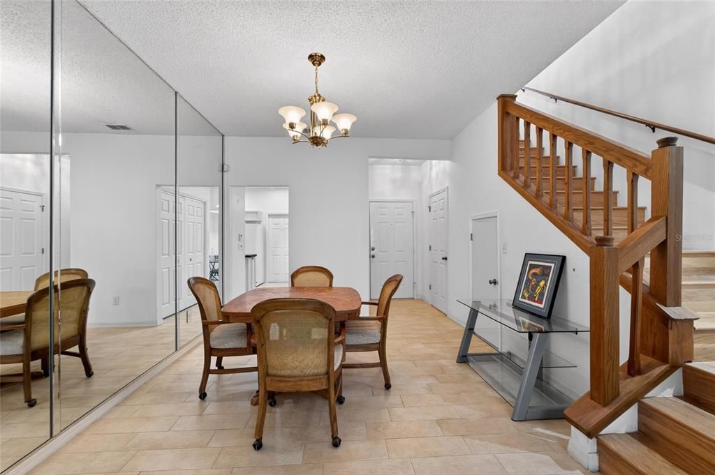 For Sale: $329,900 (3 beds, 2 baths, 1792 Square Feet)