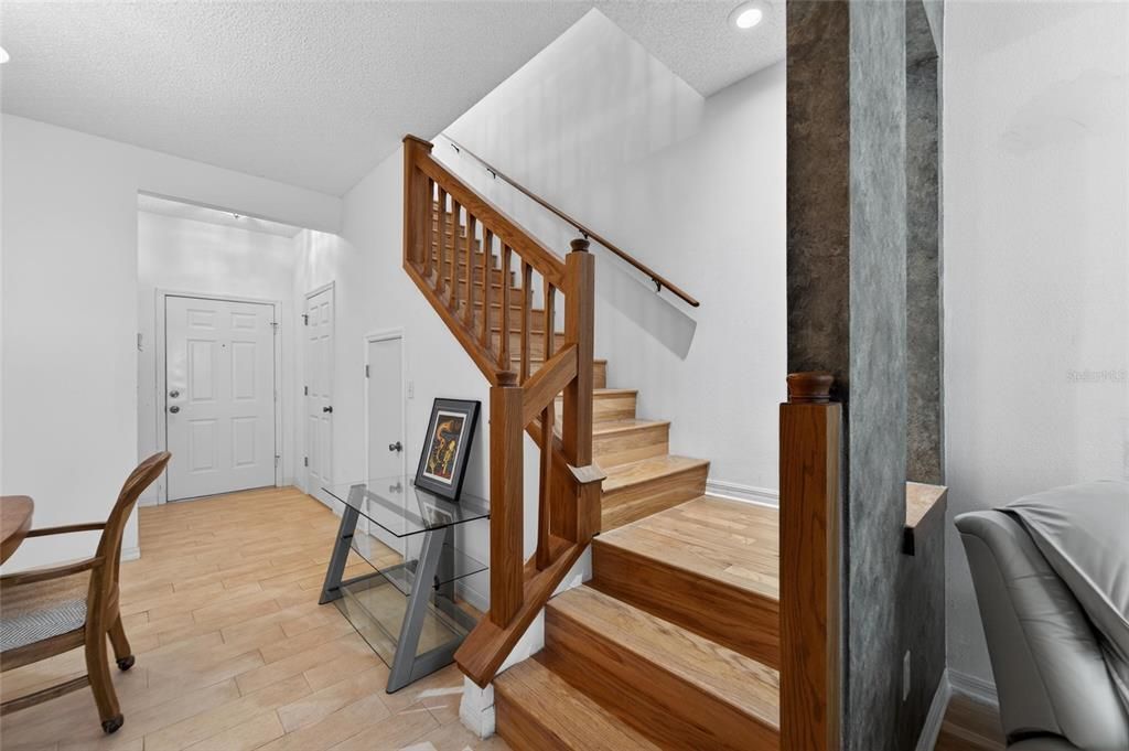 For Sale: $329,900 (3 beds, 2 baths, 1792 Square Feet)