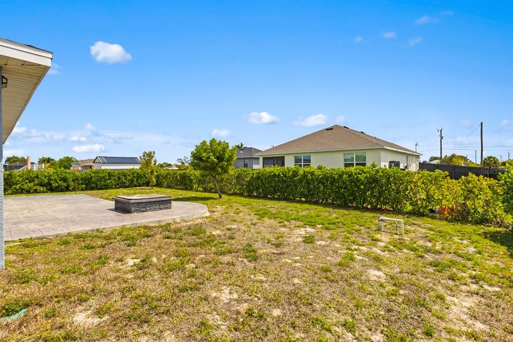En Venta: $295,000 (3 camas, 2 baños, 1551 Pies cuadrados)