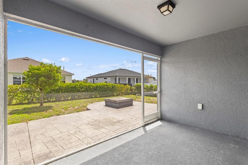En Venta: $295,000 (3 camas, 2 baños, 1551 Pies cuadrados)