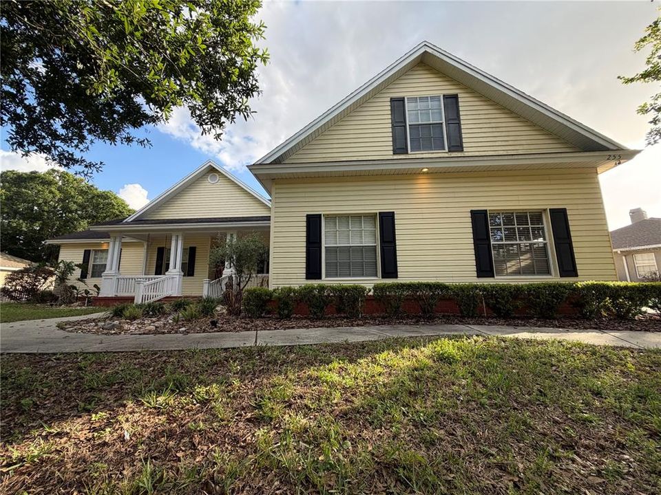 Active With Contract: $475,000 (4 beds, 2 baths, 2523 Square Feet)