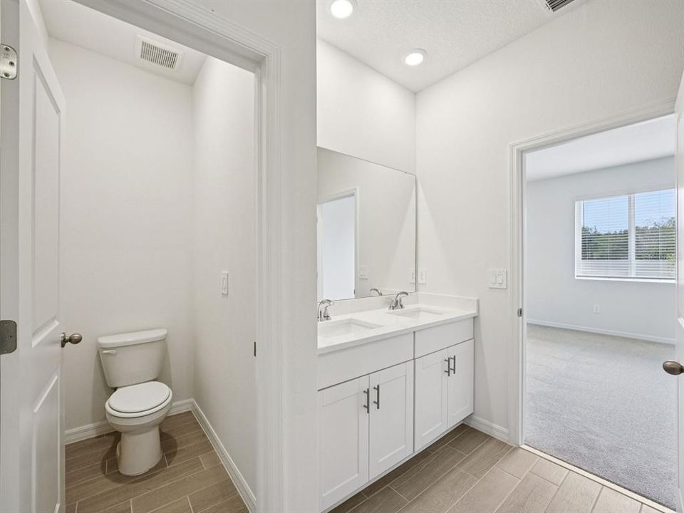 Active With Contract: $412,920 (4 beds, 2 baths, 1840 Square Feet)