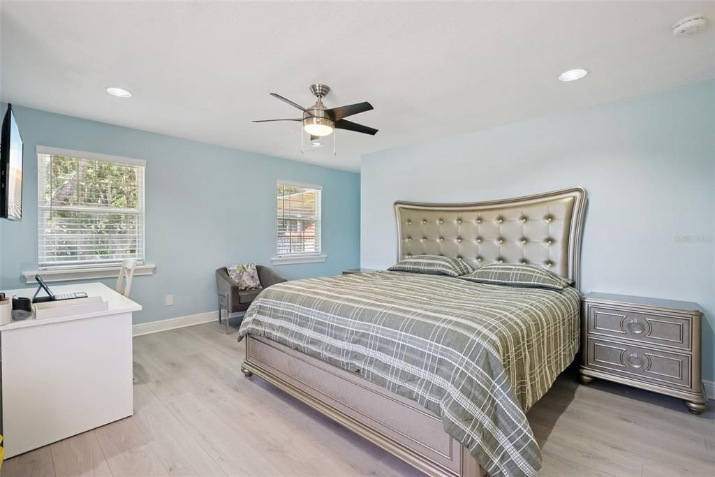 For Sale: $1,799,000 (8 beds, 8 baths, 7675 Square Feet)