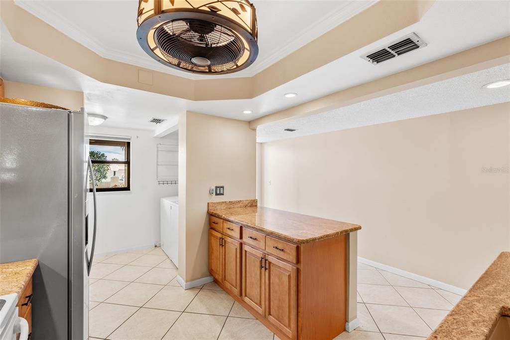 For Sale: $289,900 (2 beds, 2 baths, 1350 Square Feet)