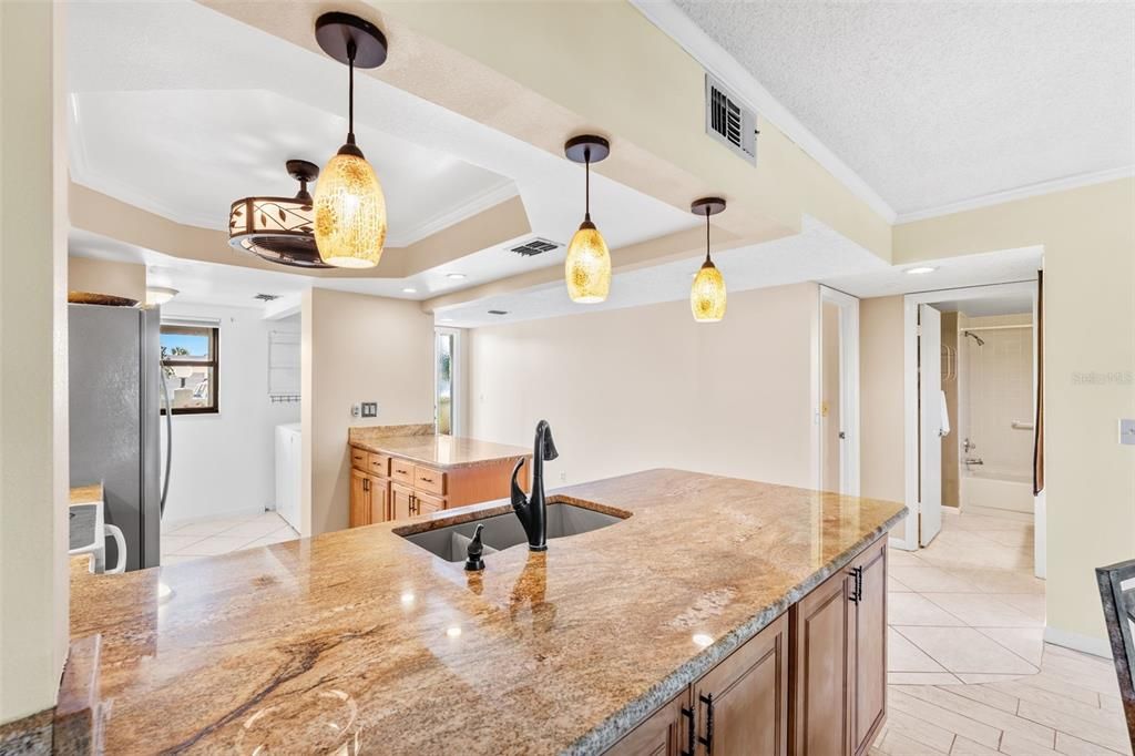For Sale: $289,900 (2 beds, 2 baths, 1350 Square Feet)