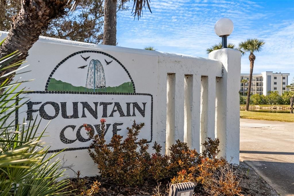 For Sale: $289,900 (2 beds, 2 baths, 1350 Square Feet)