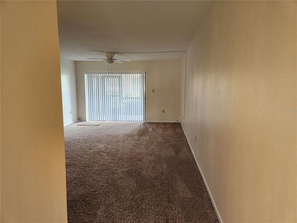 Active With Contract: $180,000 (2 beds, 2 baths, 1075 Square Feet)
