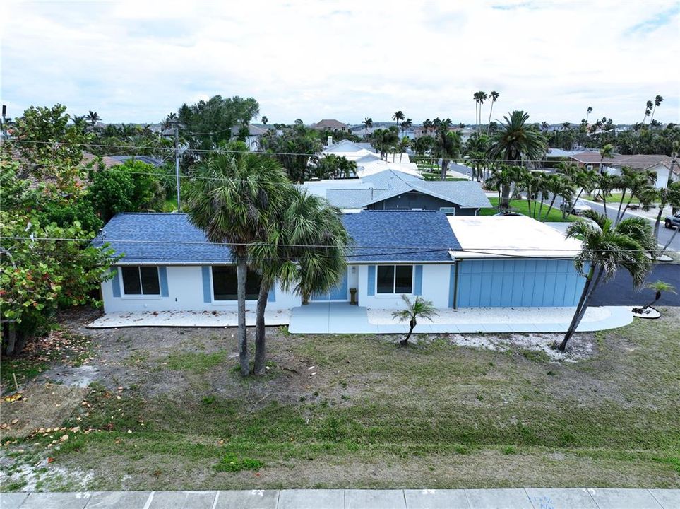 For Sale: $874,999 (3 beds, 2 baths, 1947 Square Feet)