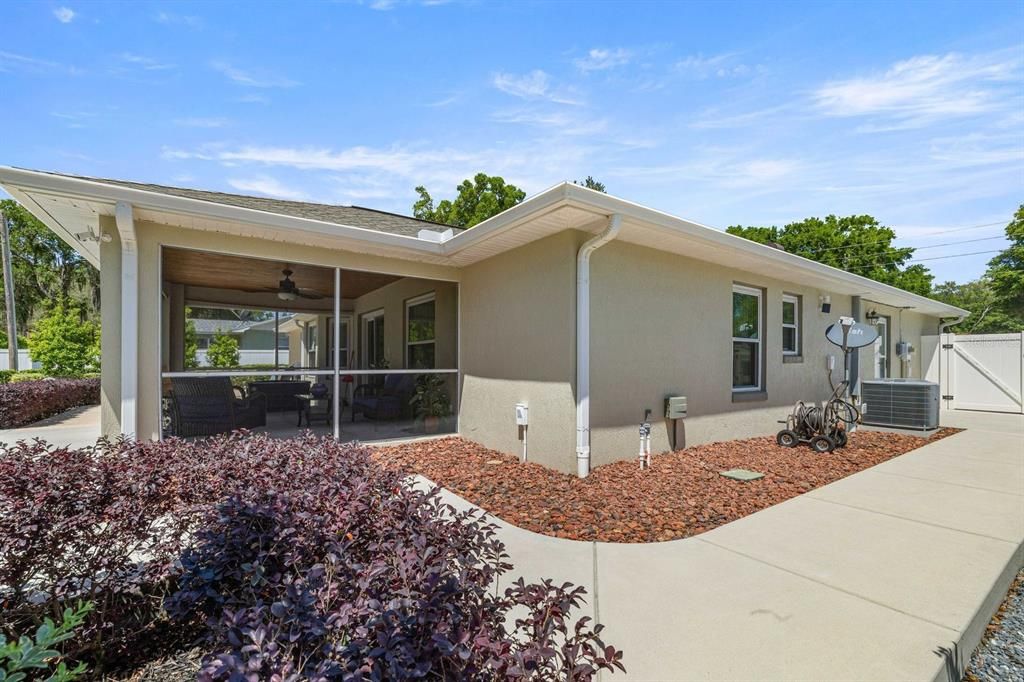 En Venta: $365,000 (3 camas, 2 baños, 1451 Pies cuadrados)