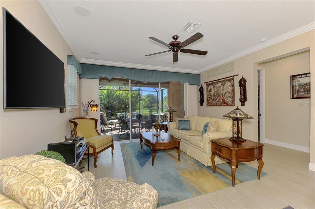 Activo con contrato: $344,900 (2 camas, 2 baños, 1629 Pies cuadrados)