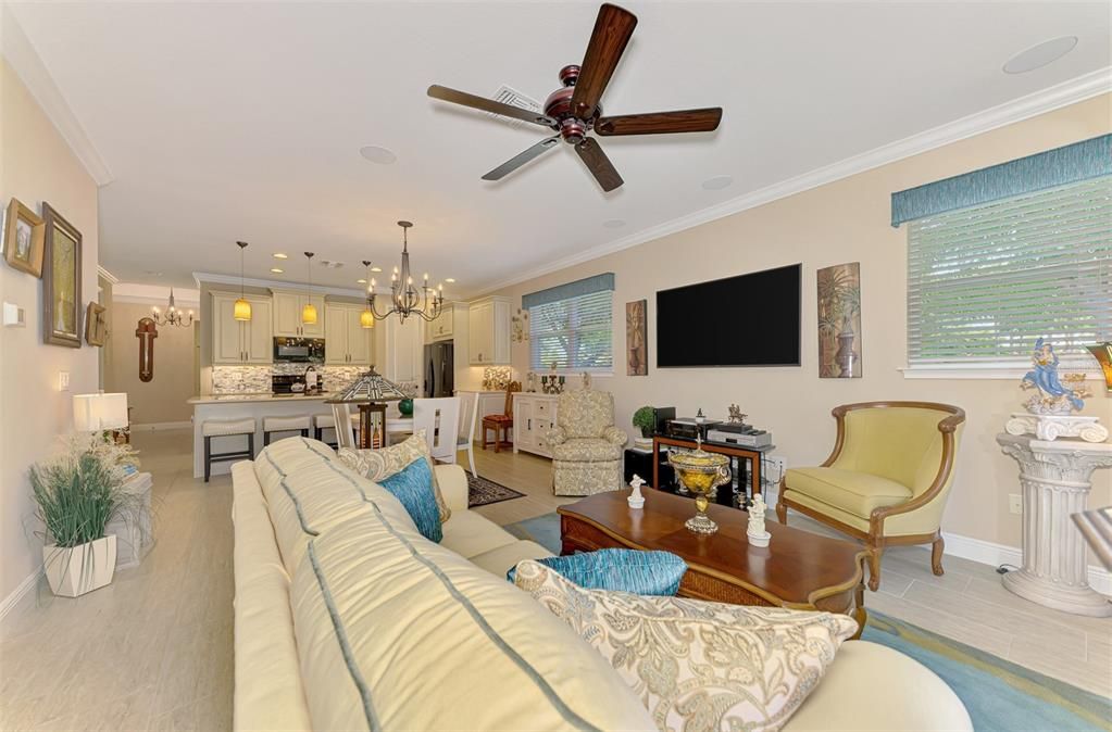 Activo con contrato: $344,900 (2 camas, 2 baños, 1629 Pies cuadrados)