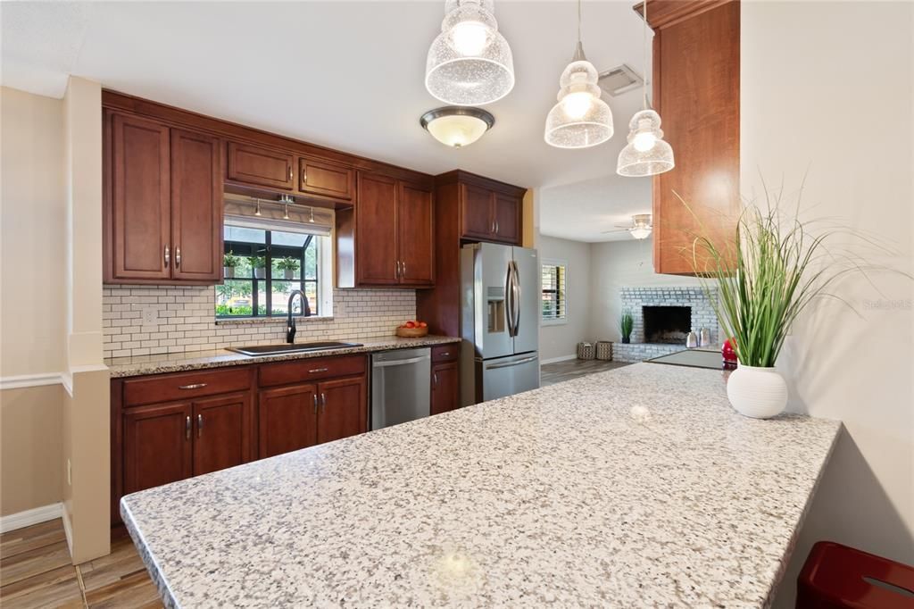 For Sale: $530,000 (4 beds, 2 baths, 1652 Square Feet)