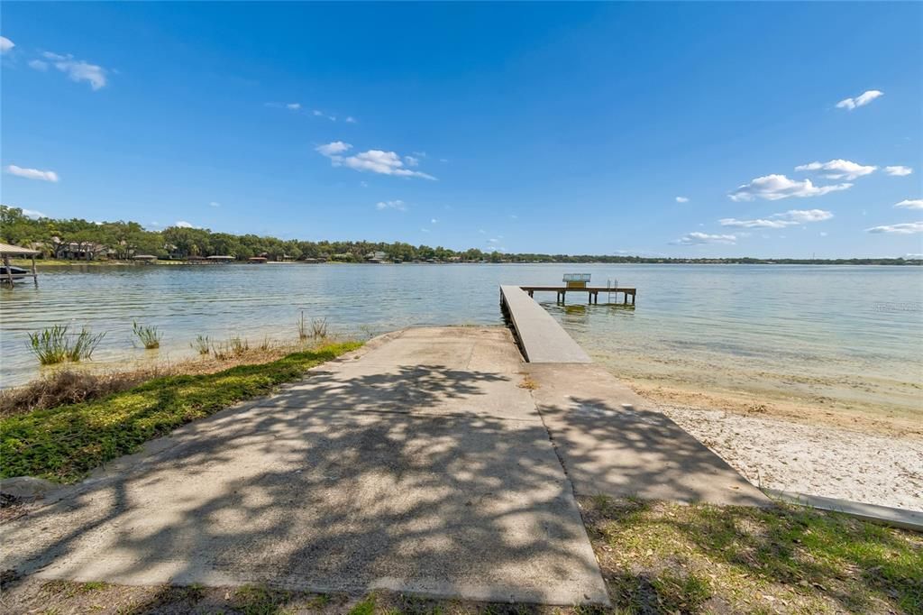 For Sale: $530,000 (4 beds, 2 baths, 1652 Square Feet)