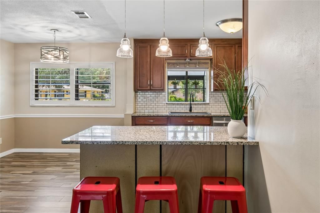 For Sale: $530,000 (4 beds, 2 baths, 1652 Square Feet)