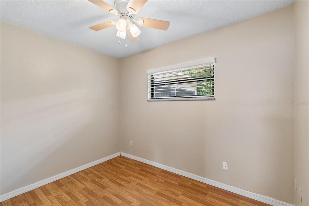 For Sale: $530,000 (4 beds, 2 baths, 1652 Square Feet)