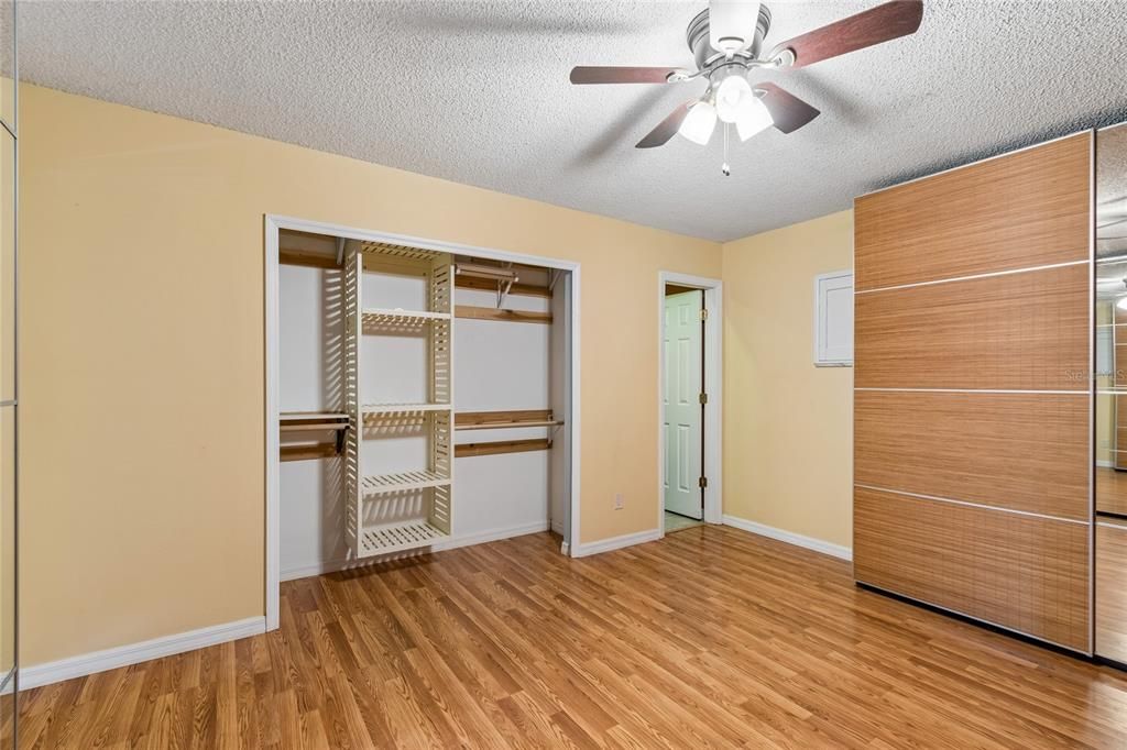 For Sale: $530,000 (4 beds, 2 baths, 1652 Square Feet)