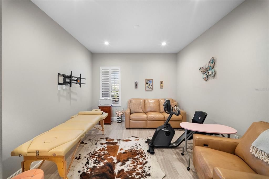 En Venta: $999,999 (4 camas, 3 baños, 2871 Pies cuadrados)