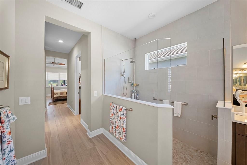 En Venta: $999,999 (4 camas, 3 baños, 2871 Pies cuadrados)