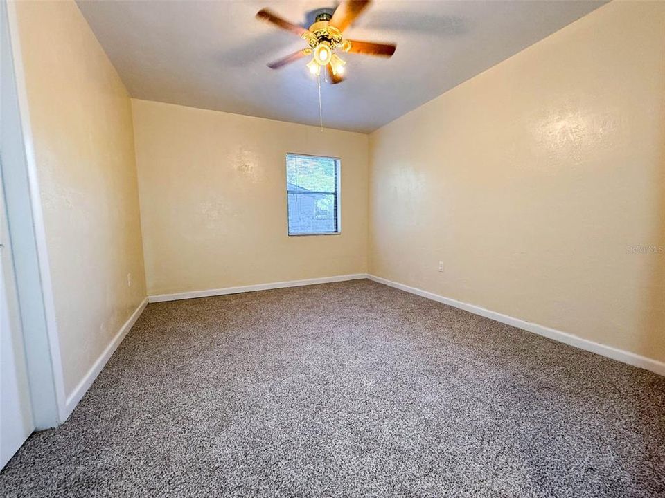For Sale: $213,000 (3 beds, 1 baths, 1064 Square Feet)